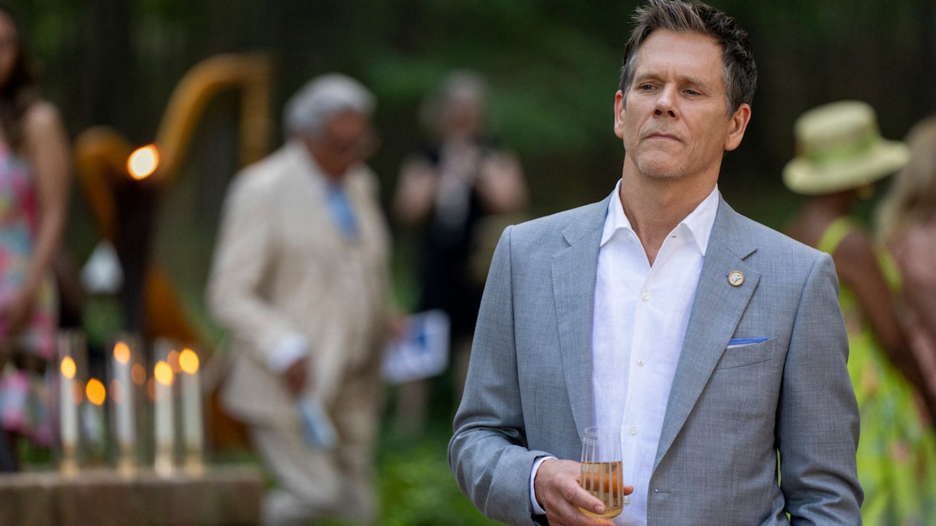 Kevin Bacon delivered a stellar performance in Netflix’s Sirens (Image via Netflix)